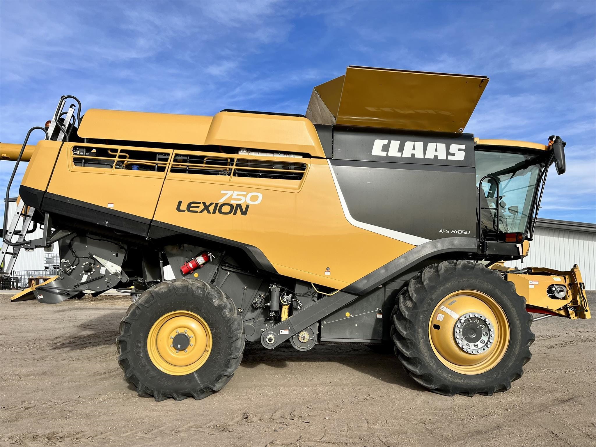 2016 CLAAS LEXION 750 Equipment Image0