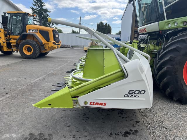 Image of CLAAS Orbis 600 equipment image 4