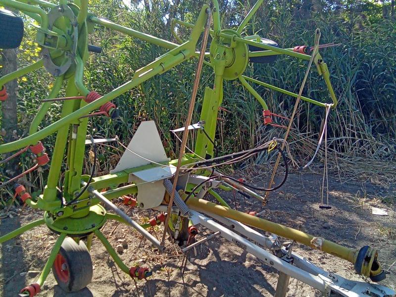 Image of CLAAS Volto 52T Image 0