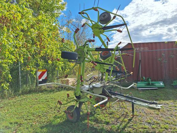 Image of CLAAS Volto 800 TH equipment image 3