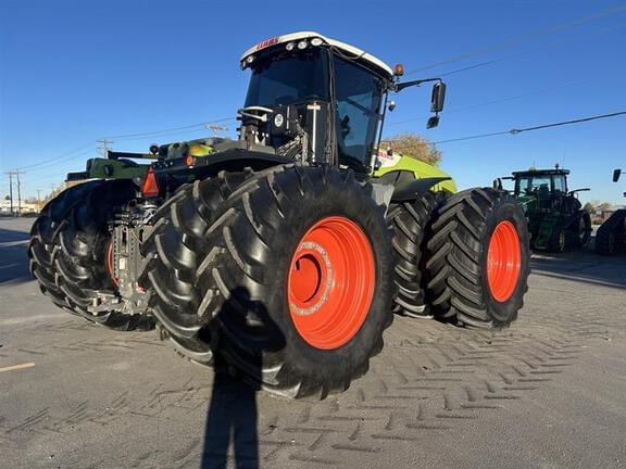 Image of CLAAS Xerion 5000 Trac equipment image 4