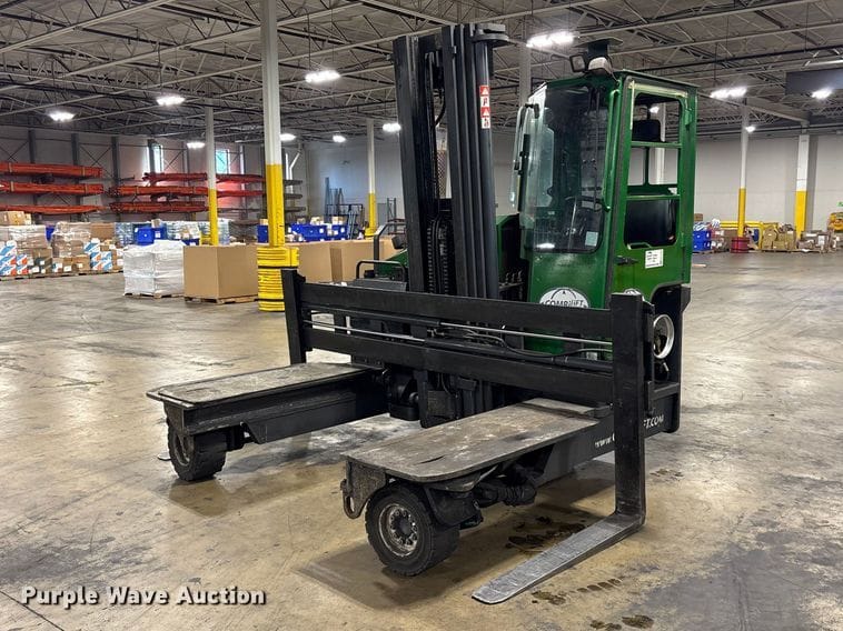2016 Combi-Lift C8000 Equipment Image0