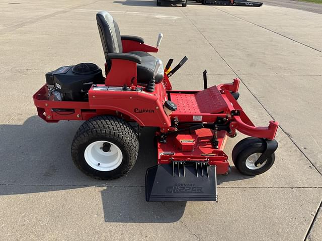 Image of Country Clipper Edge XLT equipment image 4