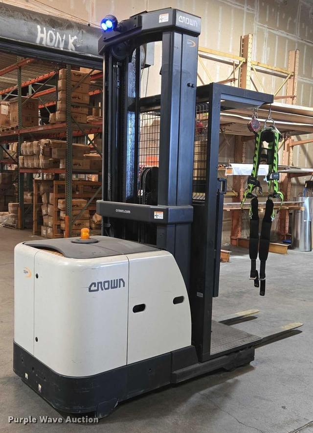 Image of Crown SP3520-30 equipment image 4