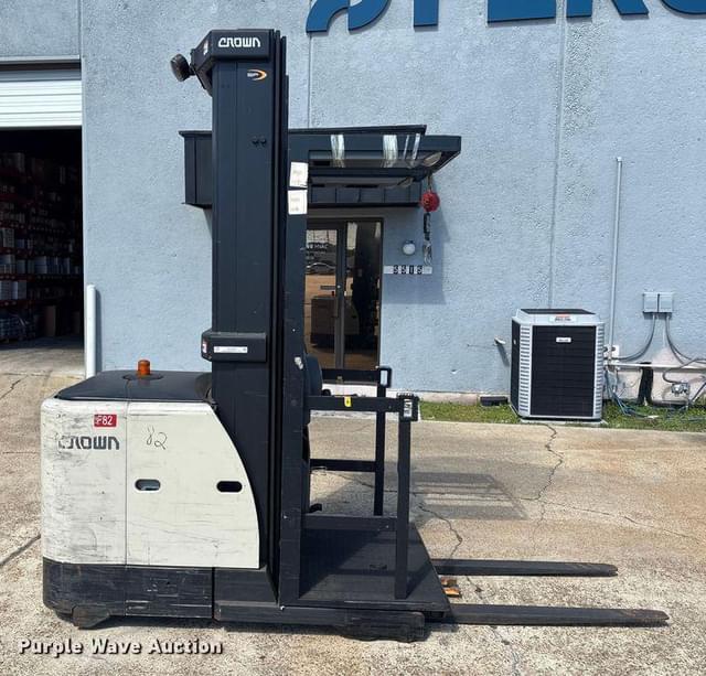 Image of Crown SP3520-30 equipment image 3