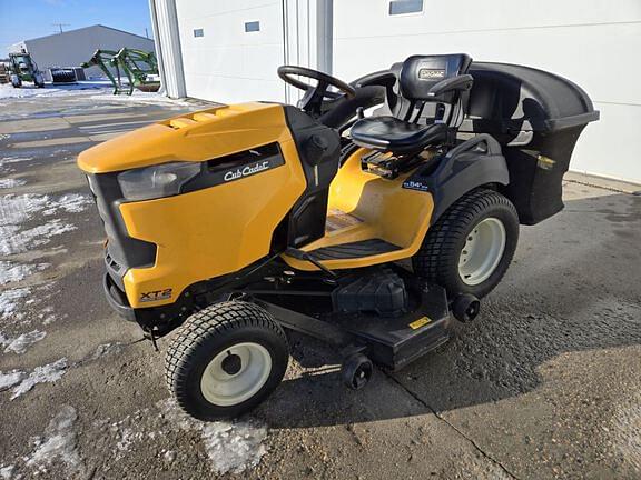 Image of Cub Cadet XT2 Primary image