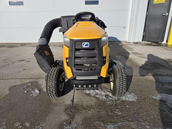 Image of Cub Cadet XT2 equipment image 4