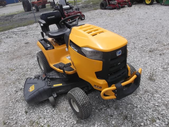Image of Cub Cadet XT2 SLX54 equipment image 1