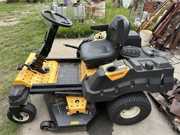 2016 cub cadet online riding mower