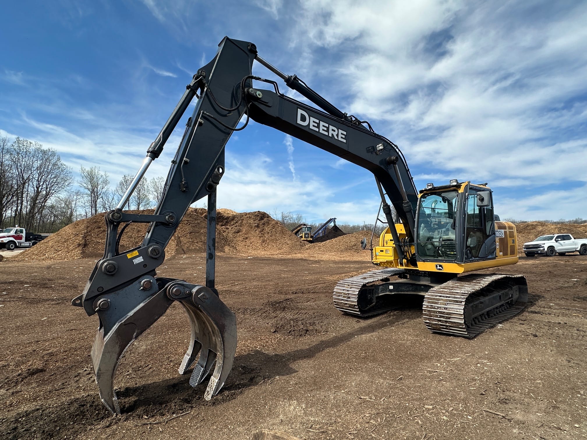 2016 John Deere 180GLC Equipment Image0
