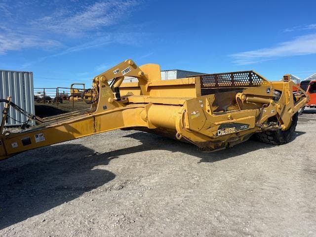 Image of John Deere 2112C Primary image