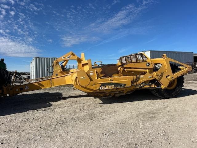 Image of John Deere 2112C equipment image 1