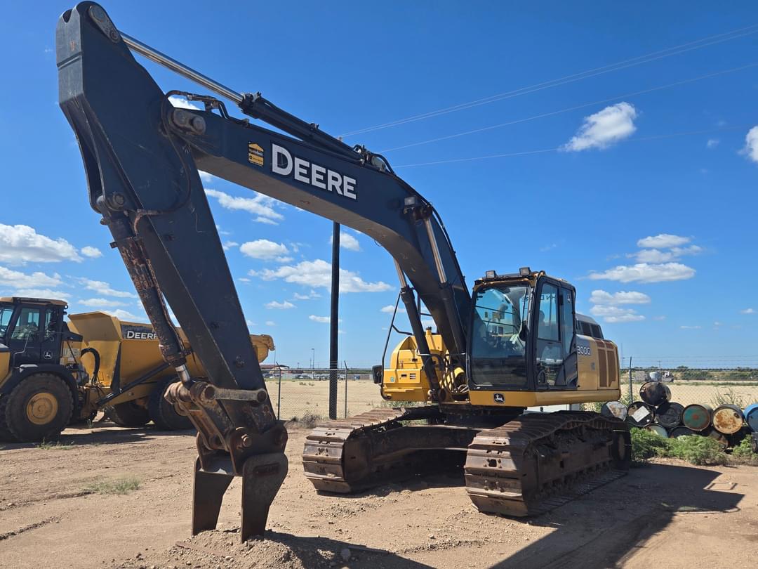 Image of John Deere 300G Primary image