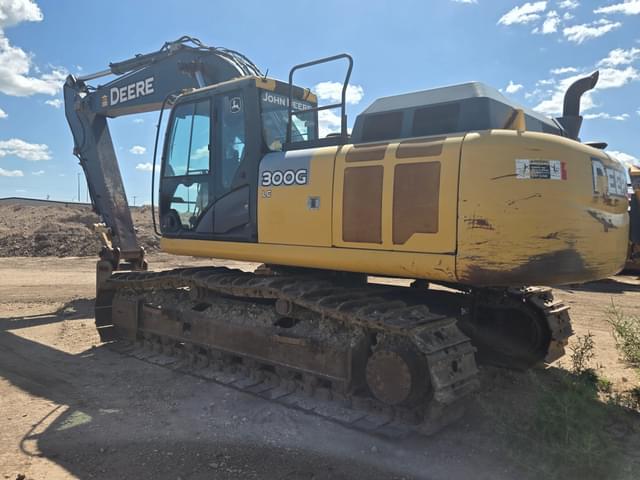 Image of John Deere 300G equipment image 2