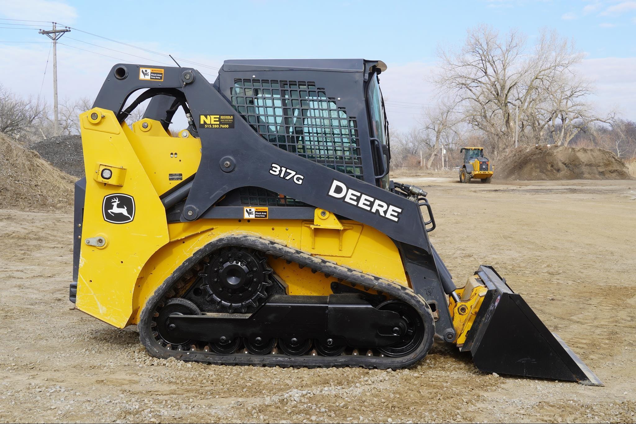 2016 John Deere 317G Equipment Image0