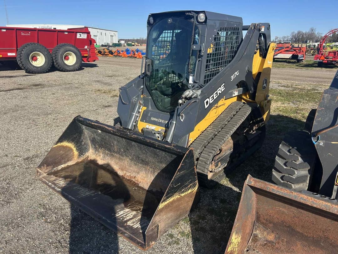 Image of John Deere 317G Primary image
