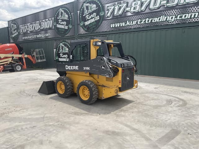 Image of John Deere 318E equipment image 1
