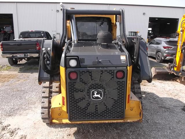 Image of John Deere 323E equipment image 4