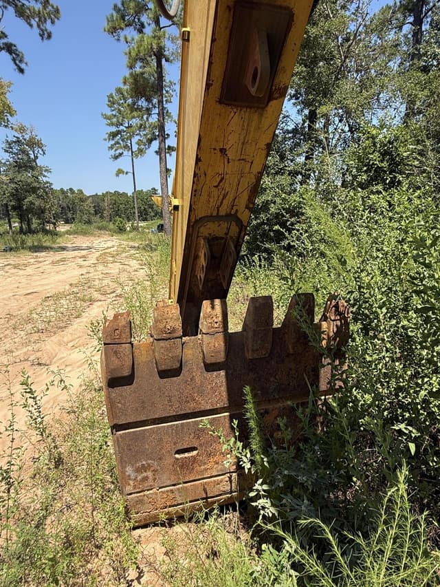 Image of John Deere 350G LC equipment image 2