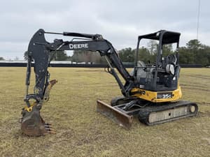 2016 John Deere 35G Image