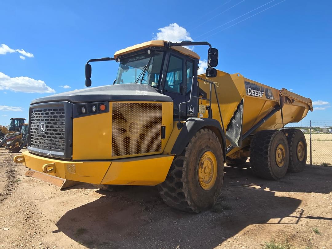 Image of John Deere 410E Primary image