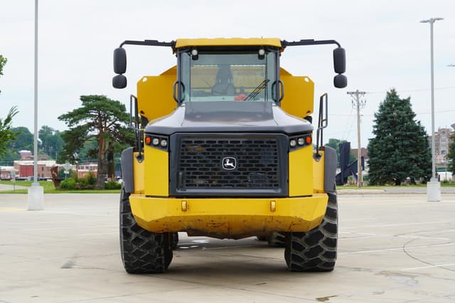 Image of John Deere 410E equipment image 2