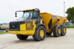 2016 John Deere 410E Image