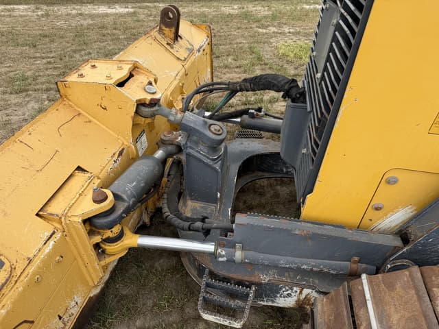 Image of John Deere 550K LGP equipment image 4