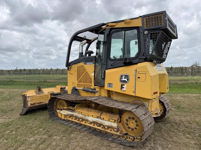 Image of John Deere 550K LGP equipment image 2
