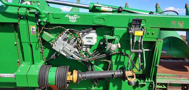 Image of John Deere 612FC equipment image 2