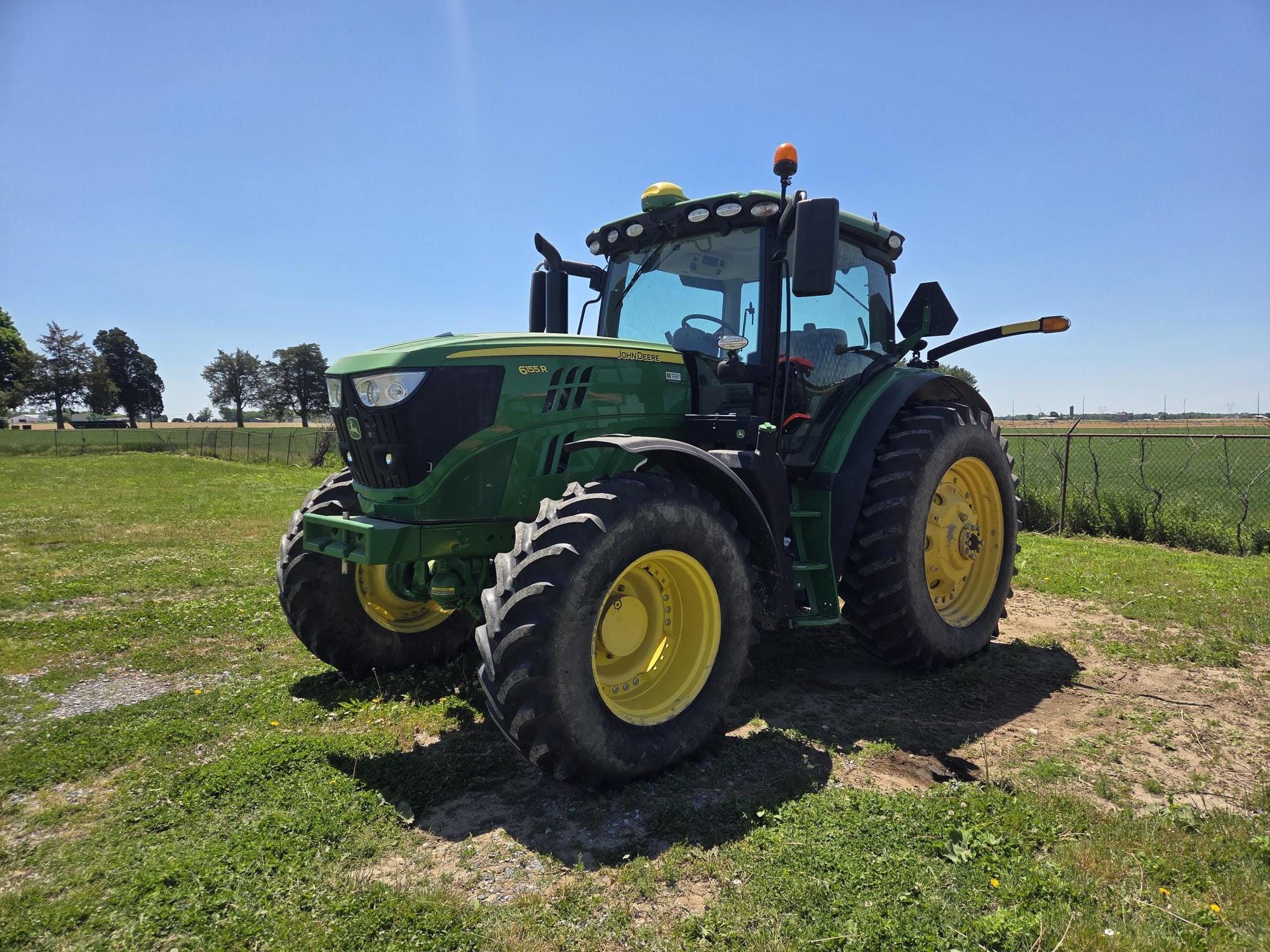 2016 John Deere 6155R Equipment Image0