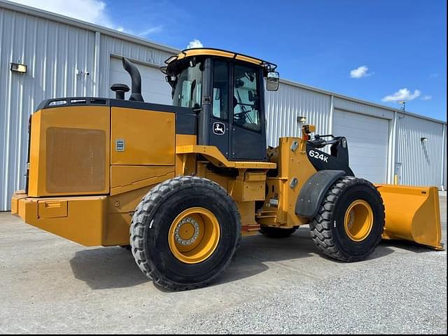 Image of John Deere 624K equipment image 3