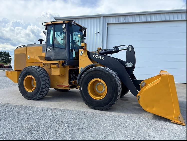 Image of John Deere 624K Primary image