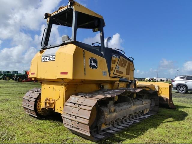 Image of John Deere 700K LGP equipment image 2