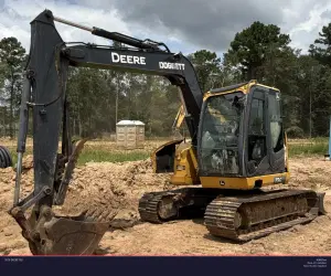 2016 John Deere 75G Image