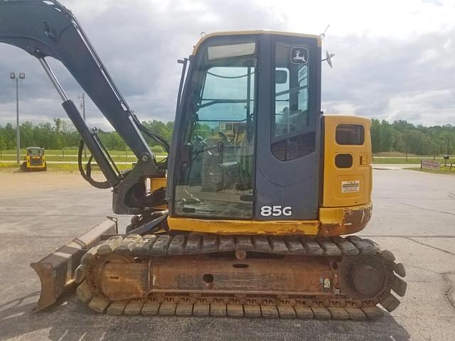 Image of John Deere 85G equipment image 4
