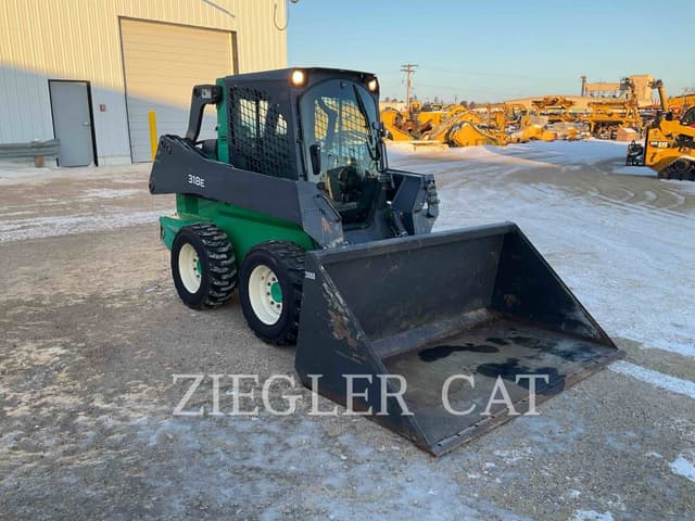 Image of John Deere 318E equipment image 1