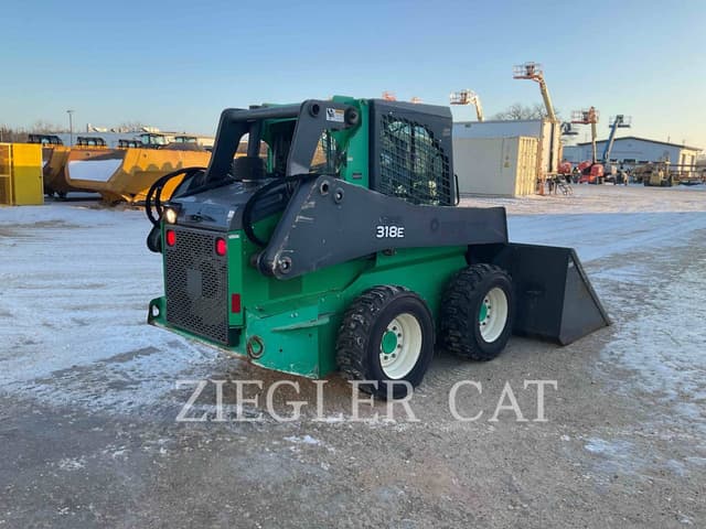 Image of John Deere 318E equipment image 2