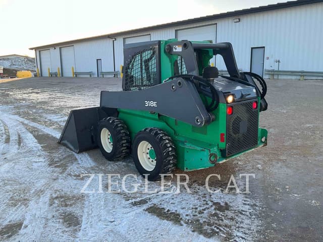 Image of John Deere 318E equipment image 3