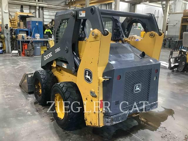 Image of John Deere 318G equipment image 2