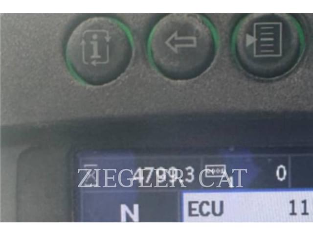 Image of John Deere 524K equipment image 1