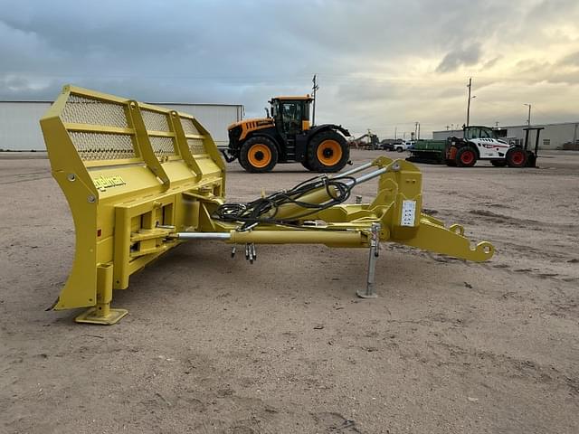 Image of Degelman 6900 equipment image 1