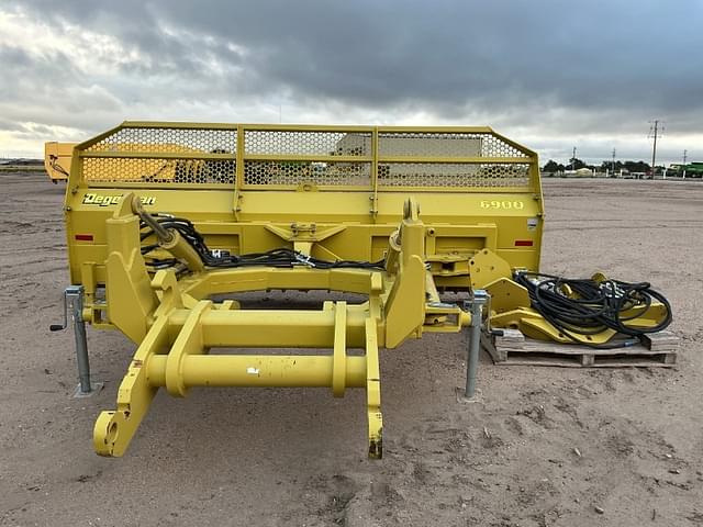 Image of Degelman 6900 equipment image 3