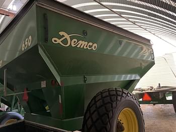 2016 Demco 650 Equipment Image0