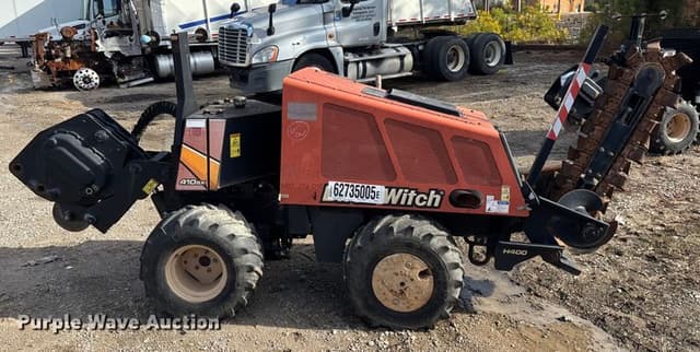 Image of Ditch Witch 410SX equipment image 3