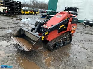 2016 Ditch Witch SK752 Equipment Image0