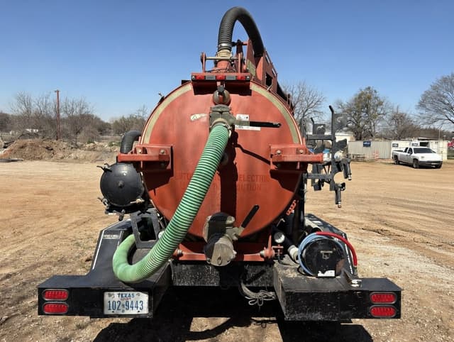 Image of Ditch Witch FX30 equipment image 3