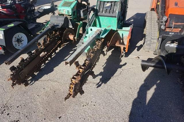 Image of Ditch Witch C16X equipment image 3