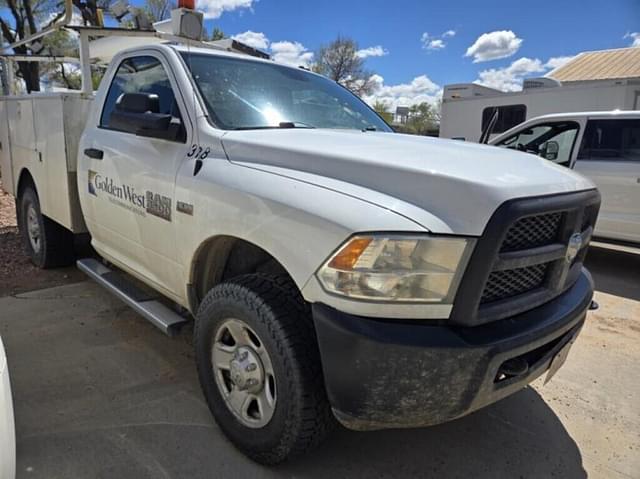 Image of Dodge Ram 3500 equipment image 2