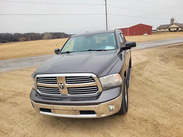 Image of Dodge Ram 1500 equipment image 2